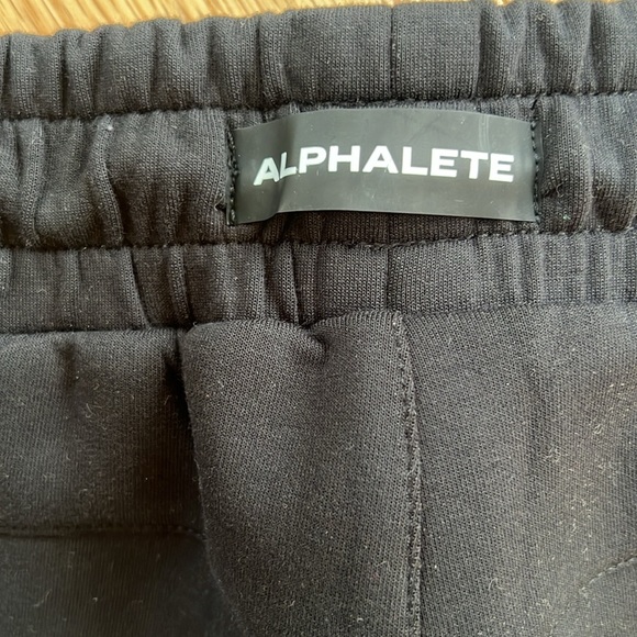 New! Alphalete small black Elmts zip jogger. - Picture 6 of 16